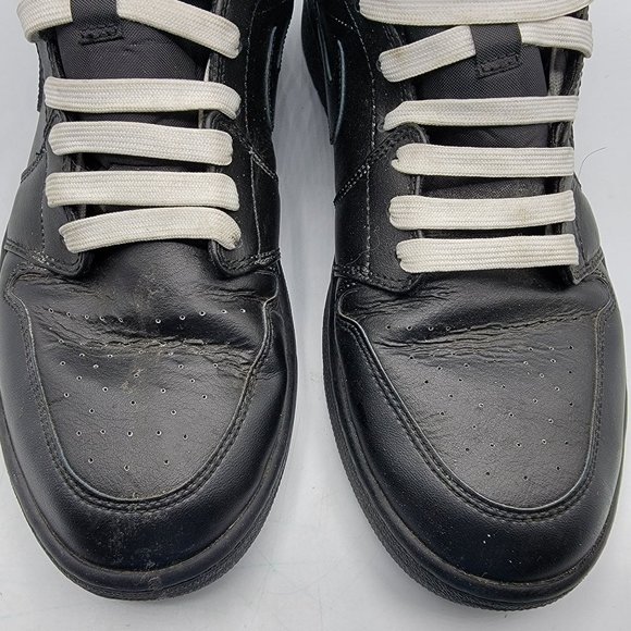 Nike Air Jordan 1 Mid Triple Black Sneakers Shoes 554724-021 Mens Size 12